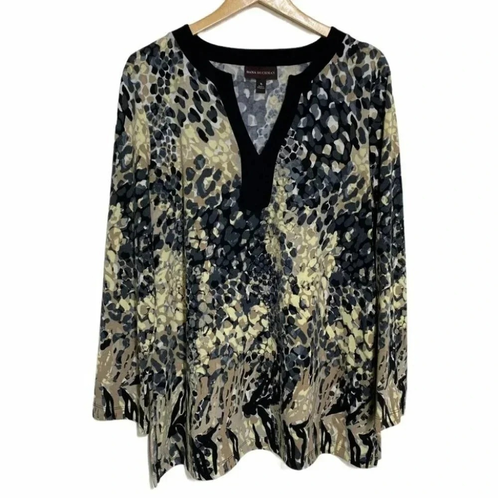Dana Buchman Womens XL Long Sleeve‎ V Neck Tunic Top Animal Print